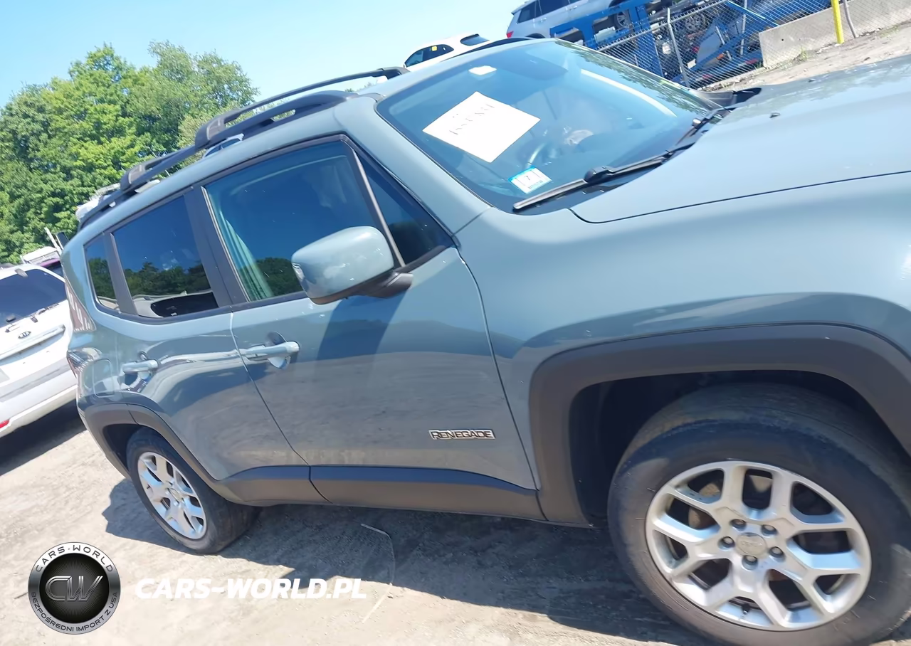 2018 Jeep Renegade Latitude 4X4 VIN:ZACCJBBB8JPJ11912 - 13