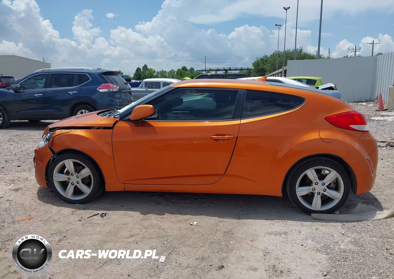 2012 Hyundai Veloster Base W-Black VIN:KMHTC6AD4CU080811 - 14