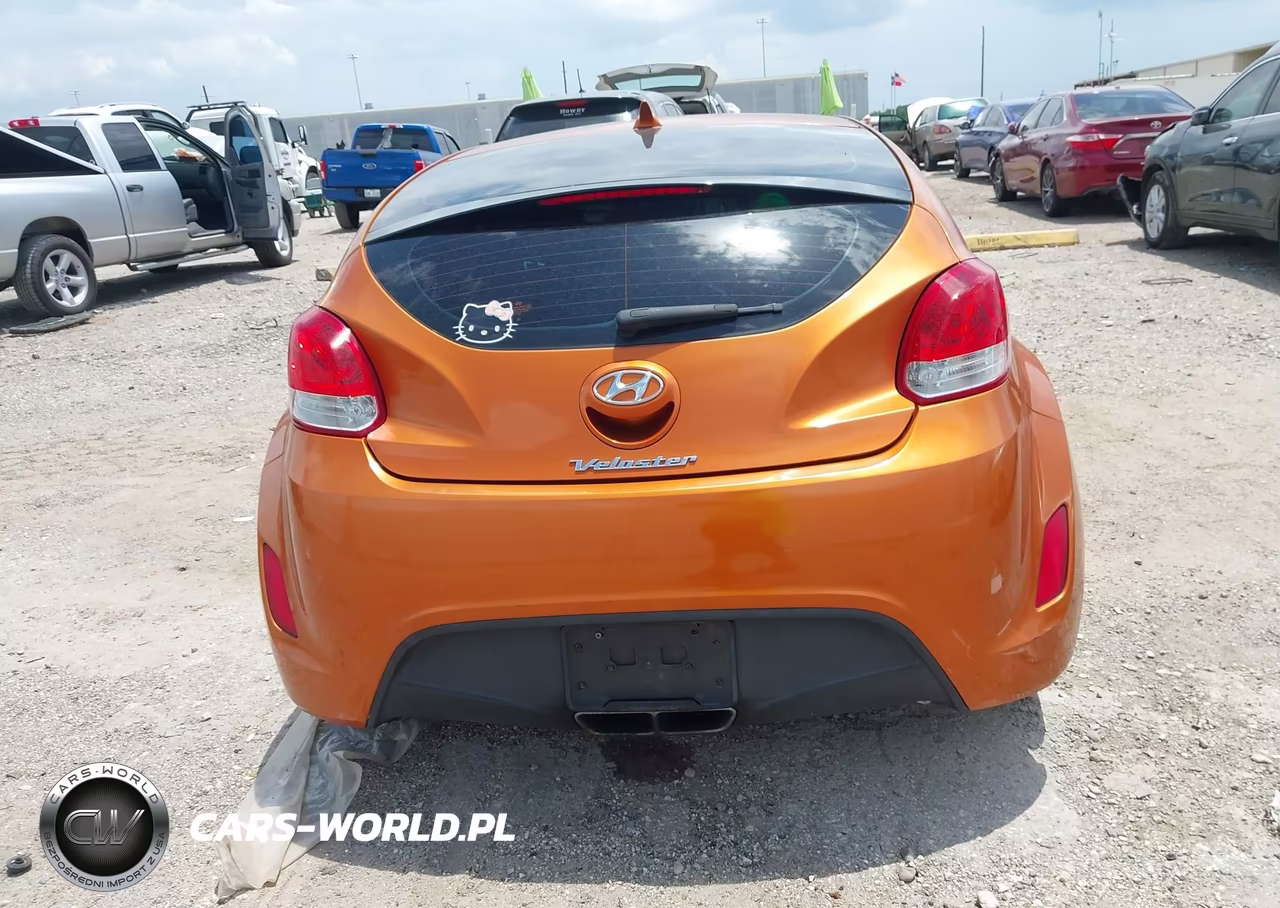 2012 Hyundai Veloster Base W-Black VIN:KMHTC6AD4CU080811 - 16