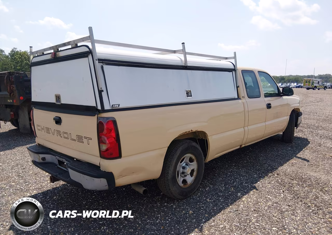 2004 Chevrolet Silverado 1500 Work Truck VIN:1GCEC19V14E379004 - 4