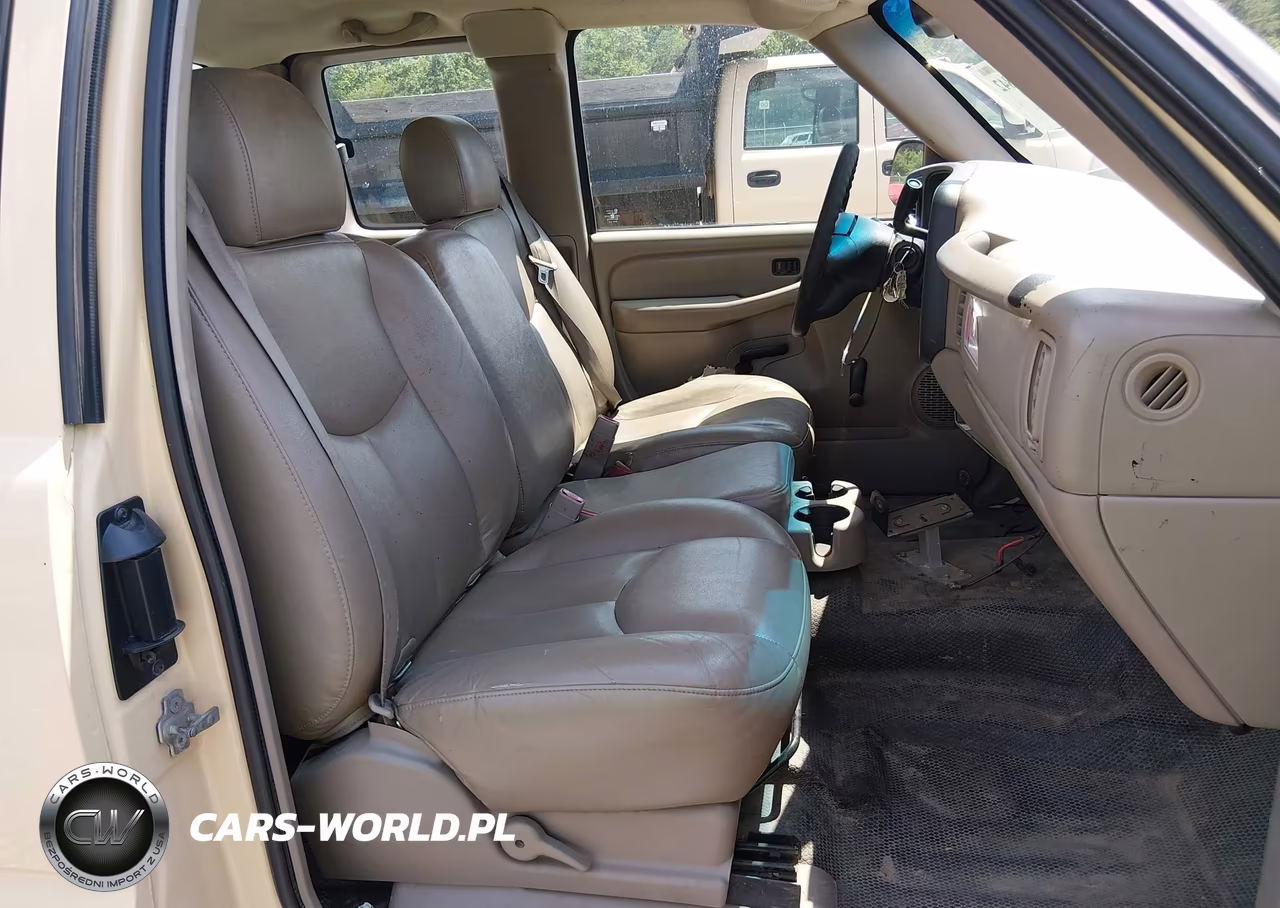 2004 Chevrolet Silverado 1500 Work Truck VIN:1GCEC19V14E379004 - 5