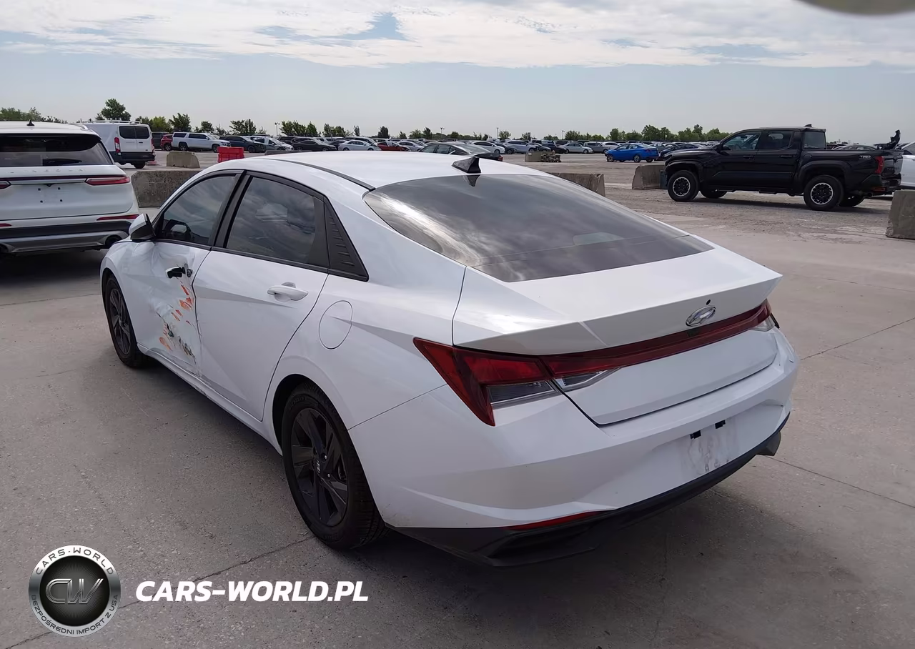 2021 Hyundai Elantra Sel VIN:5NPLS4AGXMH035731 - 3