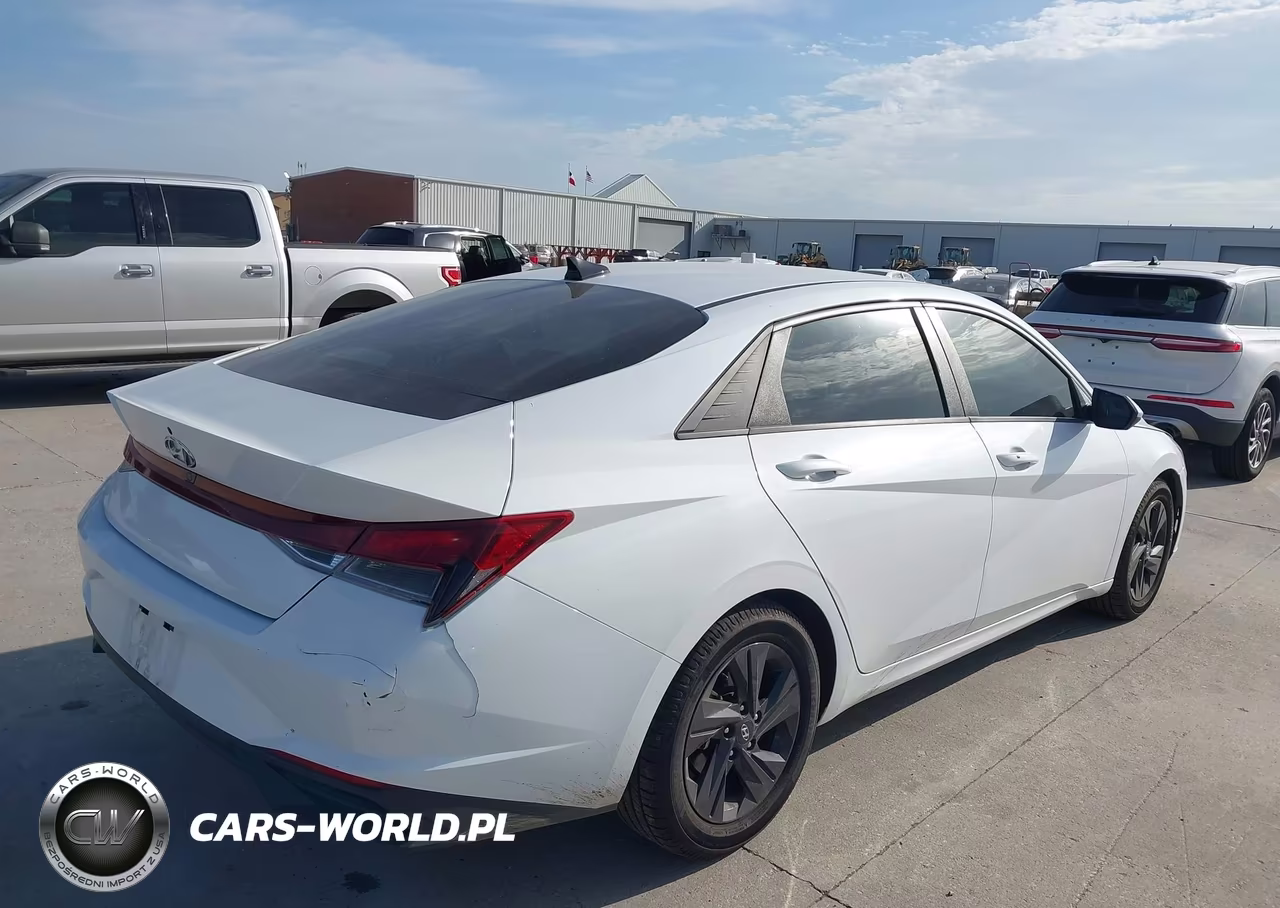 2021 Hyundai Elantra Sel VIN:5NPLS4AGXMH035731 - 4