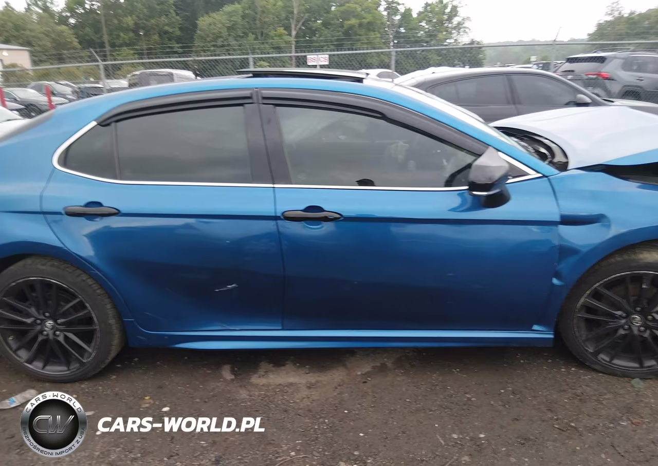 2018 Toyota Camry Xse VIN:4T1B61HK3JU132744 - 13