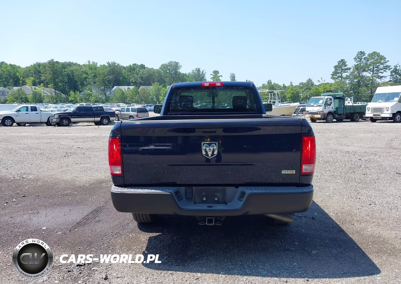 2019 Ram 1500 Classic VIN:3C6JR6DG9KG502788 - 16