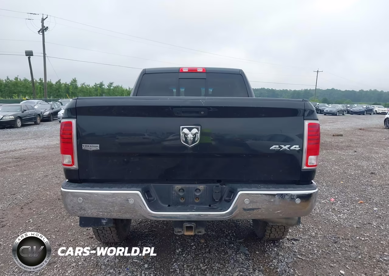 2016 Ram 2500 Laramie VIN:3C6UR5NL5GG311430 - 16