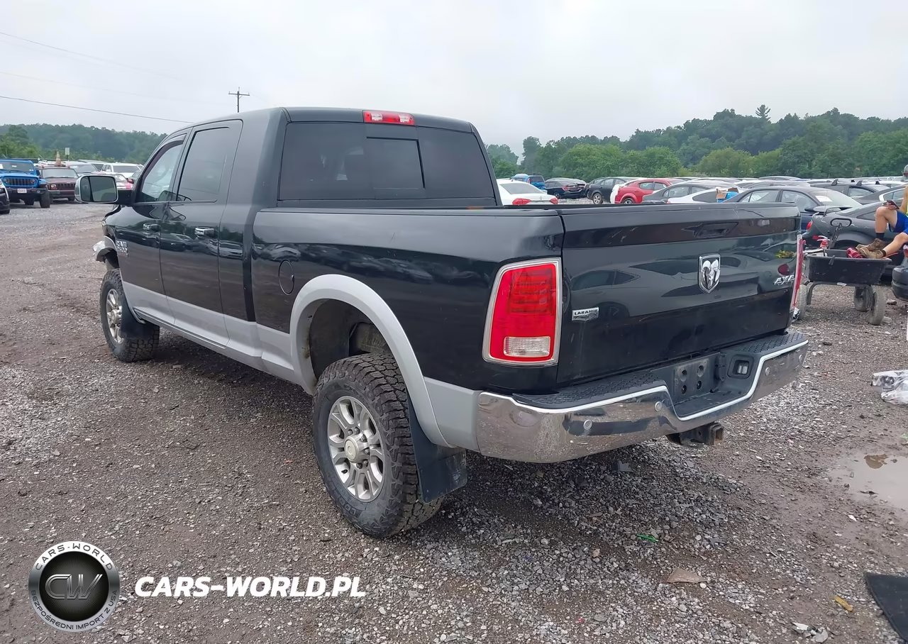 2016 Ram 2500 Laramie VIN:3C6UR5NL5GG311430 - 3