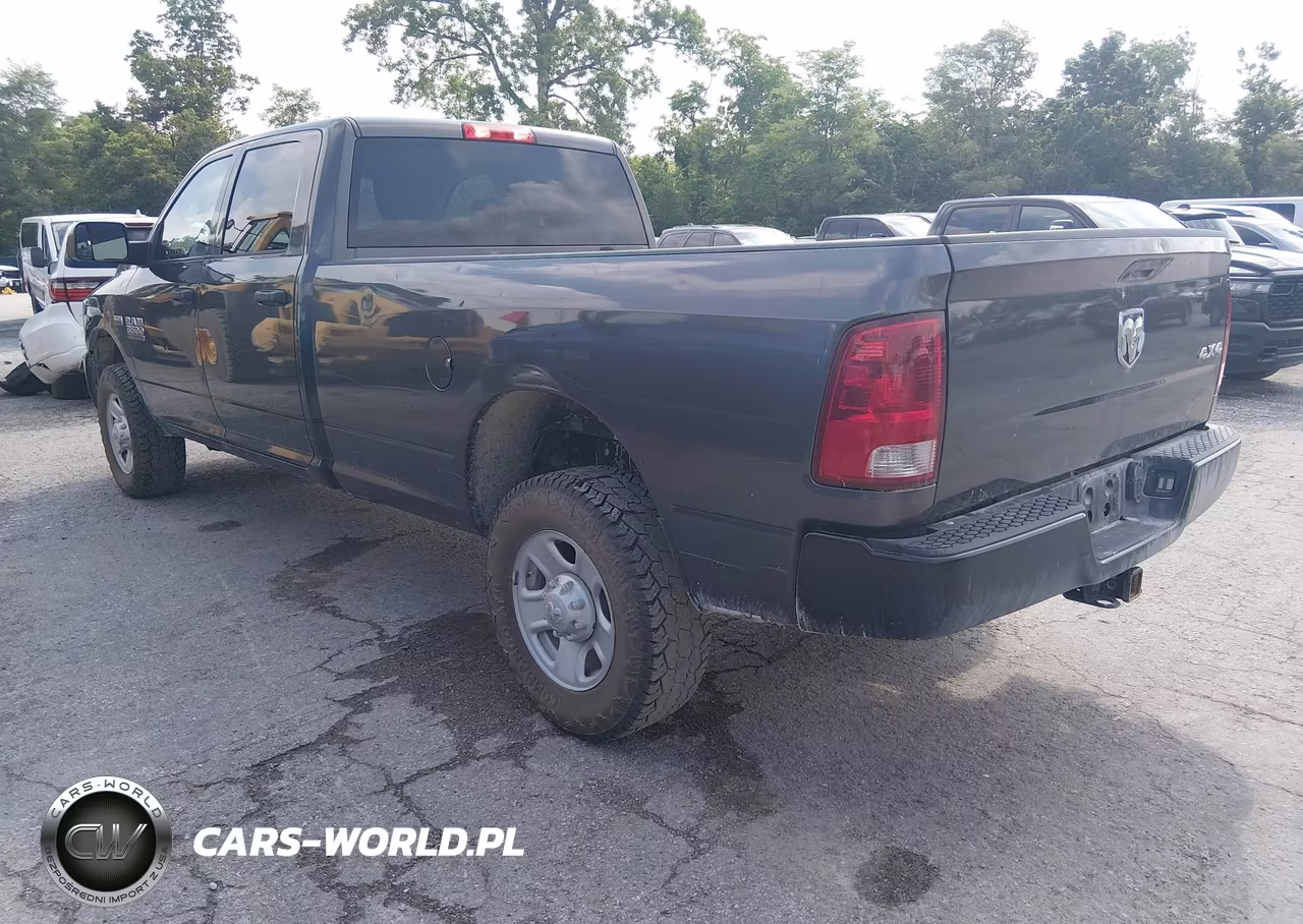 2018 Ram 3500 Tradesman 4X4 8' Box VIN:3C63R3GT7JG428804 - 3