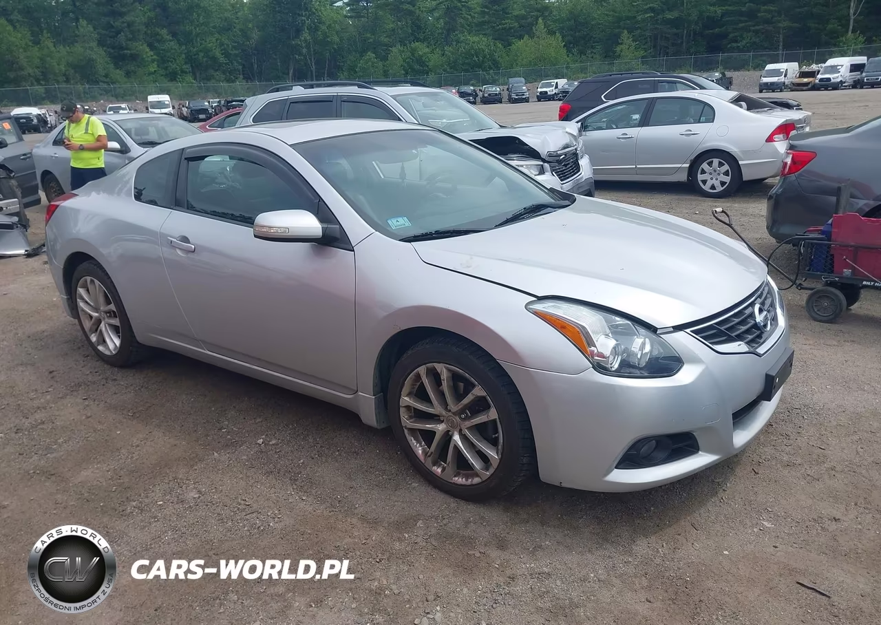 2012 Nissan Altima 3.5 Sr – zdjęcie 1 z 13