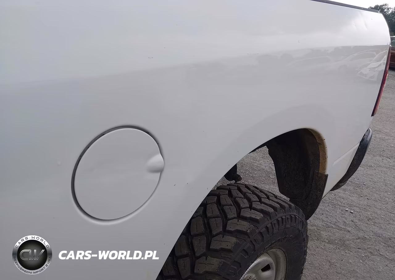 2020 Ram 2500 Tradesman 4X4 8' Box VIN:3C6UR5HJ5LG236829 - 14
