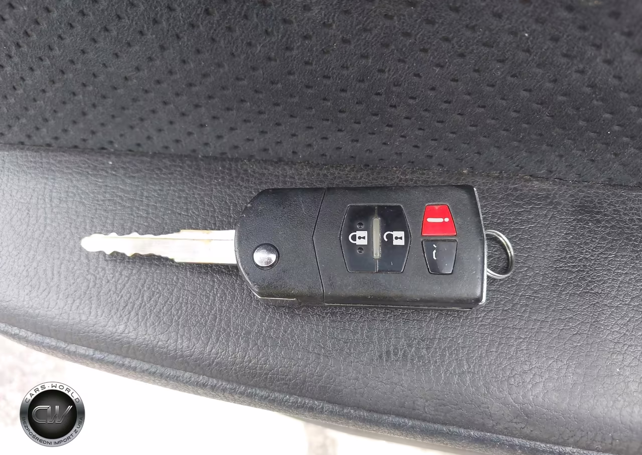 2006 Mazda Mazda6 Sport S VIN:1YVHP80DX65M38708 - 11
