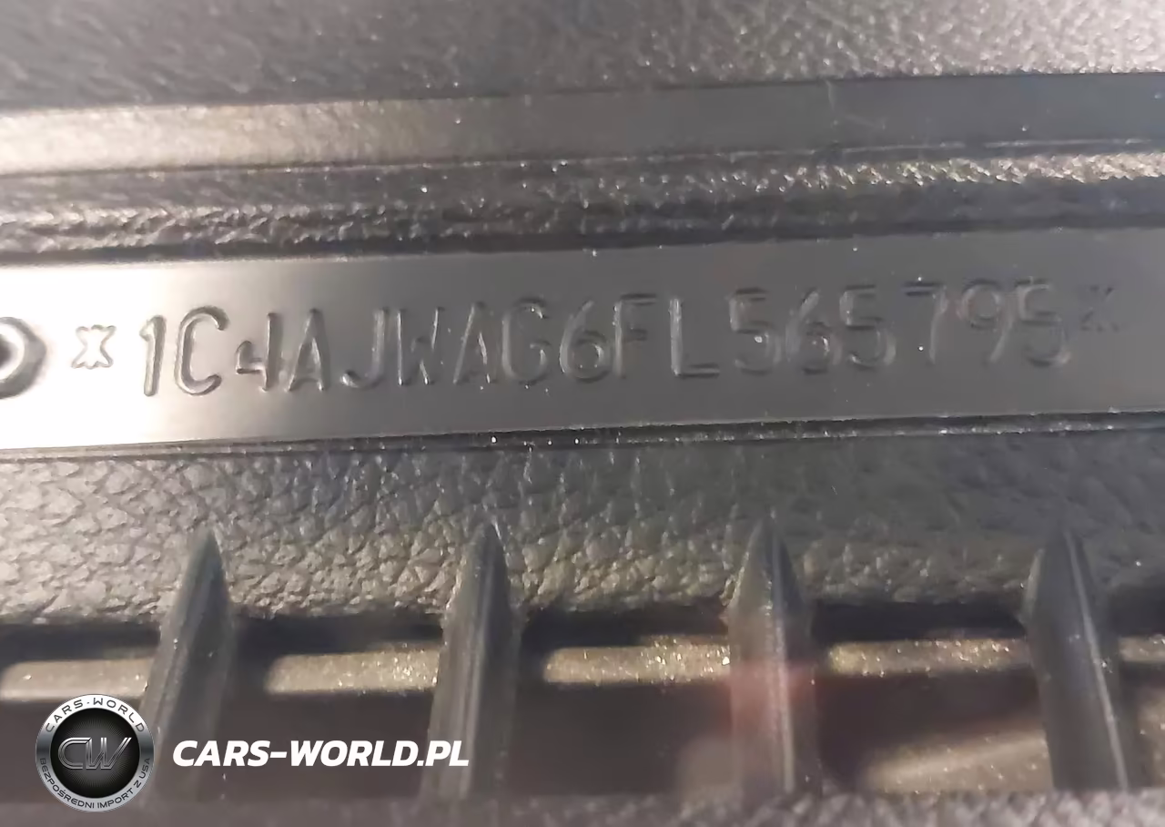 2015 Jeep Wrangler Willys Wheeler VIN:1C4AJWAG6FL565795 - 9