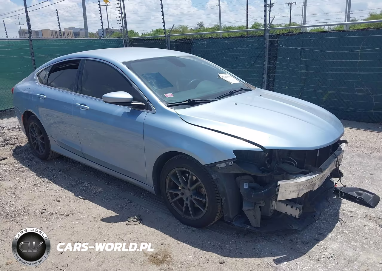 2015 Chrysler 200 Limited – zdjęcie 1 z 17
