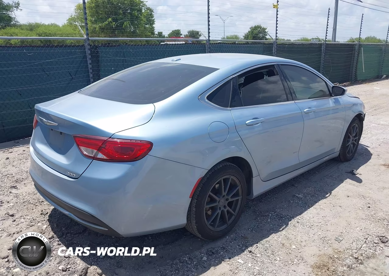 2015 Chrysler 200 Limited VIN:1C3CCCAB6FN714995 - 4