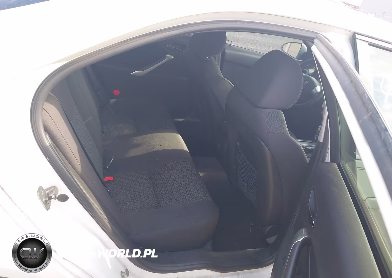 2010 Pontiac G6 VIN:1G2ZA5E03A4147387 - 8