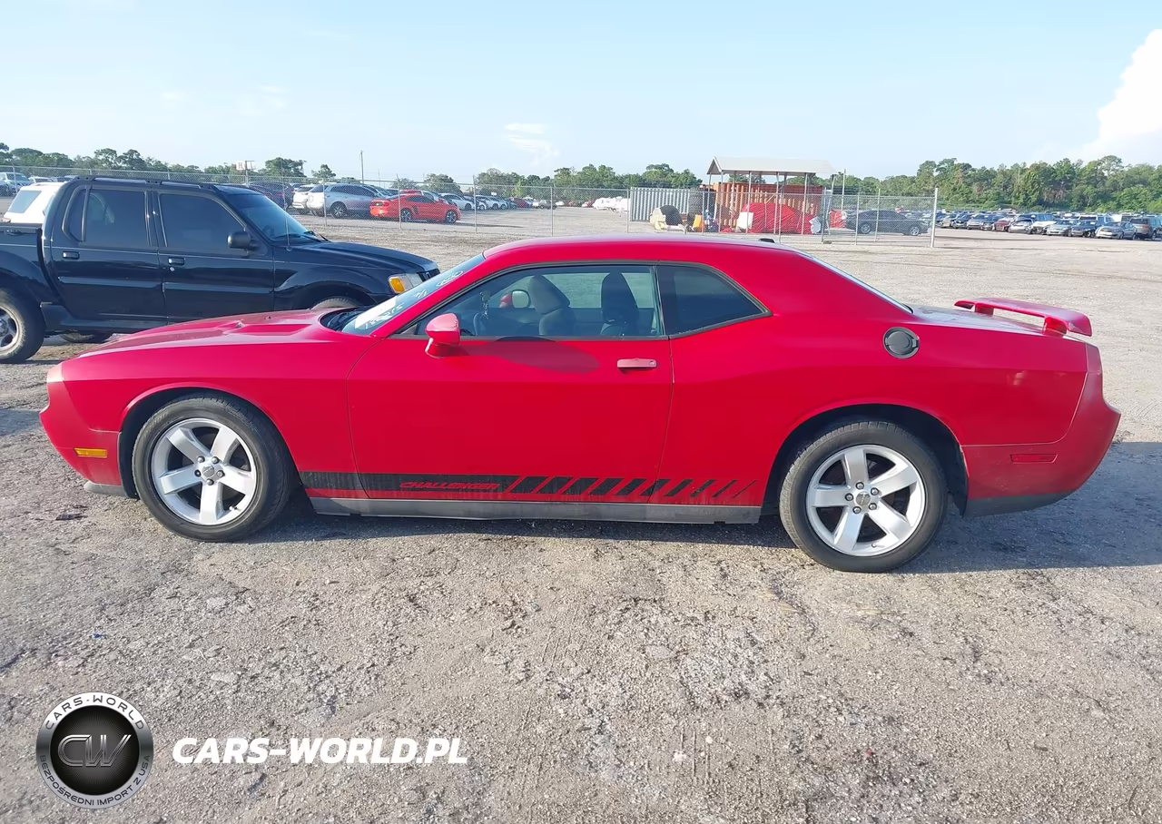 2012 Dodge Challenger Sxt VIN:2C3CDYAG8CH180215 - 13