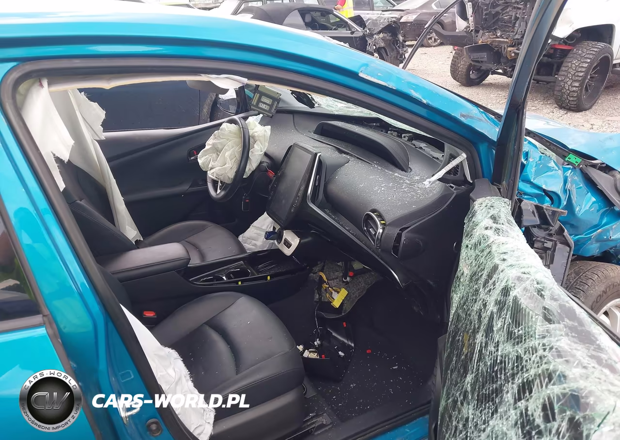 2019 Toyota Prius Prime Premium VIN:JTDKARFP7K3108261 - 5