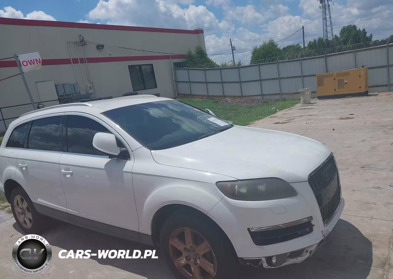 2011 Audi Q7 3.0T Premium VIN:WA1CGAFE6BD003590 - 13