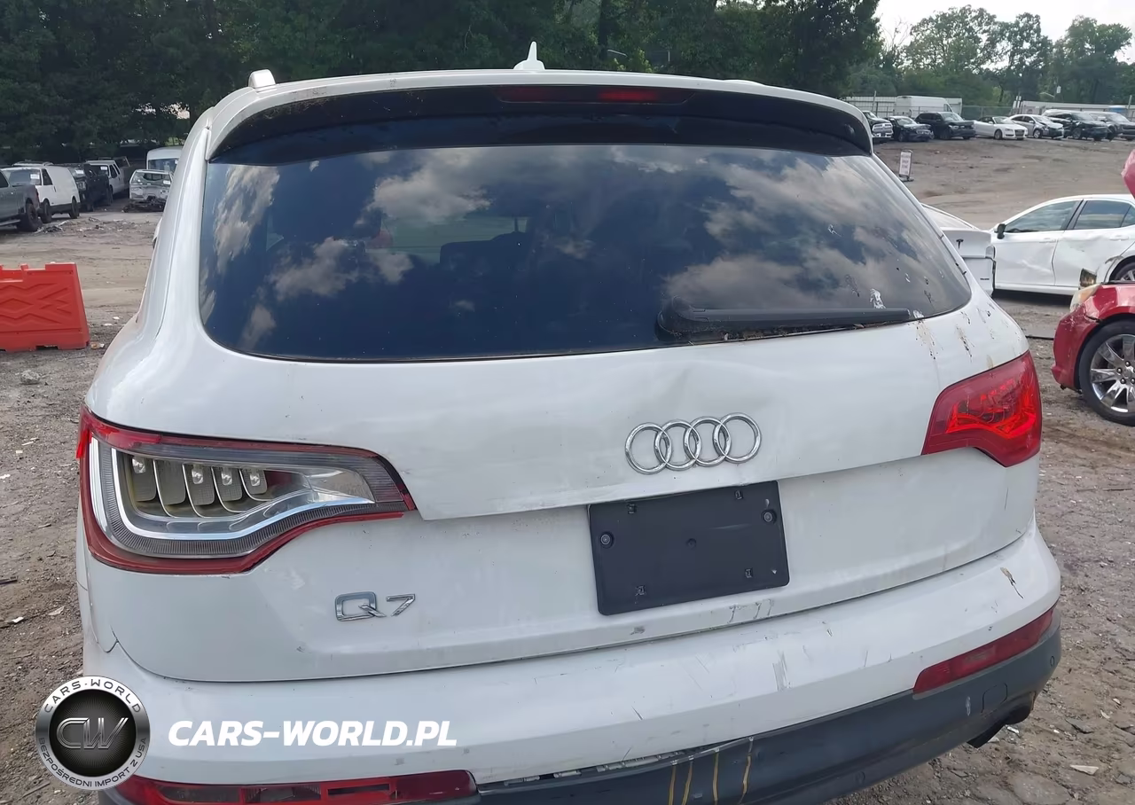 2011 Audi Q7 3.0T Premium VIN:WA1CGAFE6BD003590 - 17