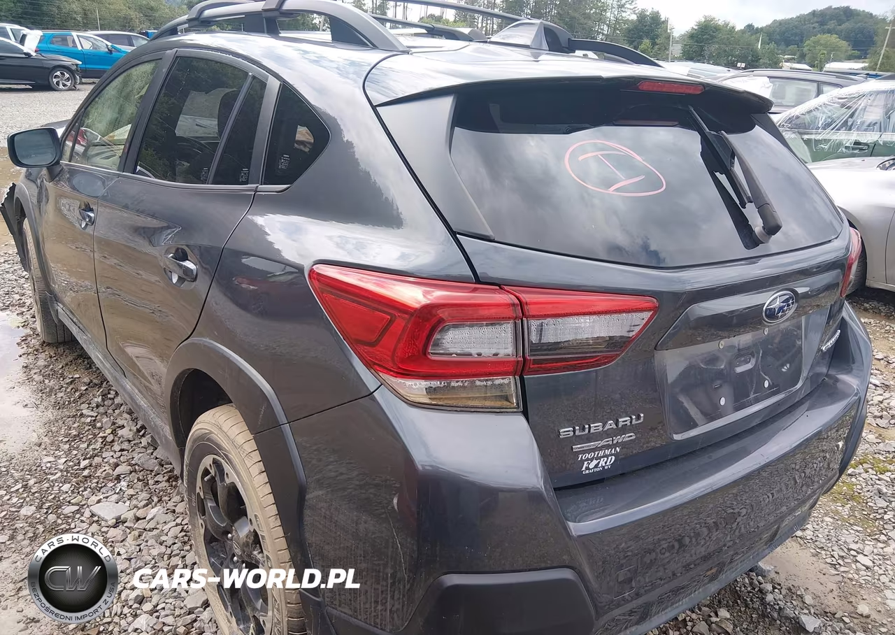 2023 Subaru Crosstrek Premium VIN:JF2GTAPCXP8268482 - 3