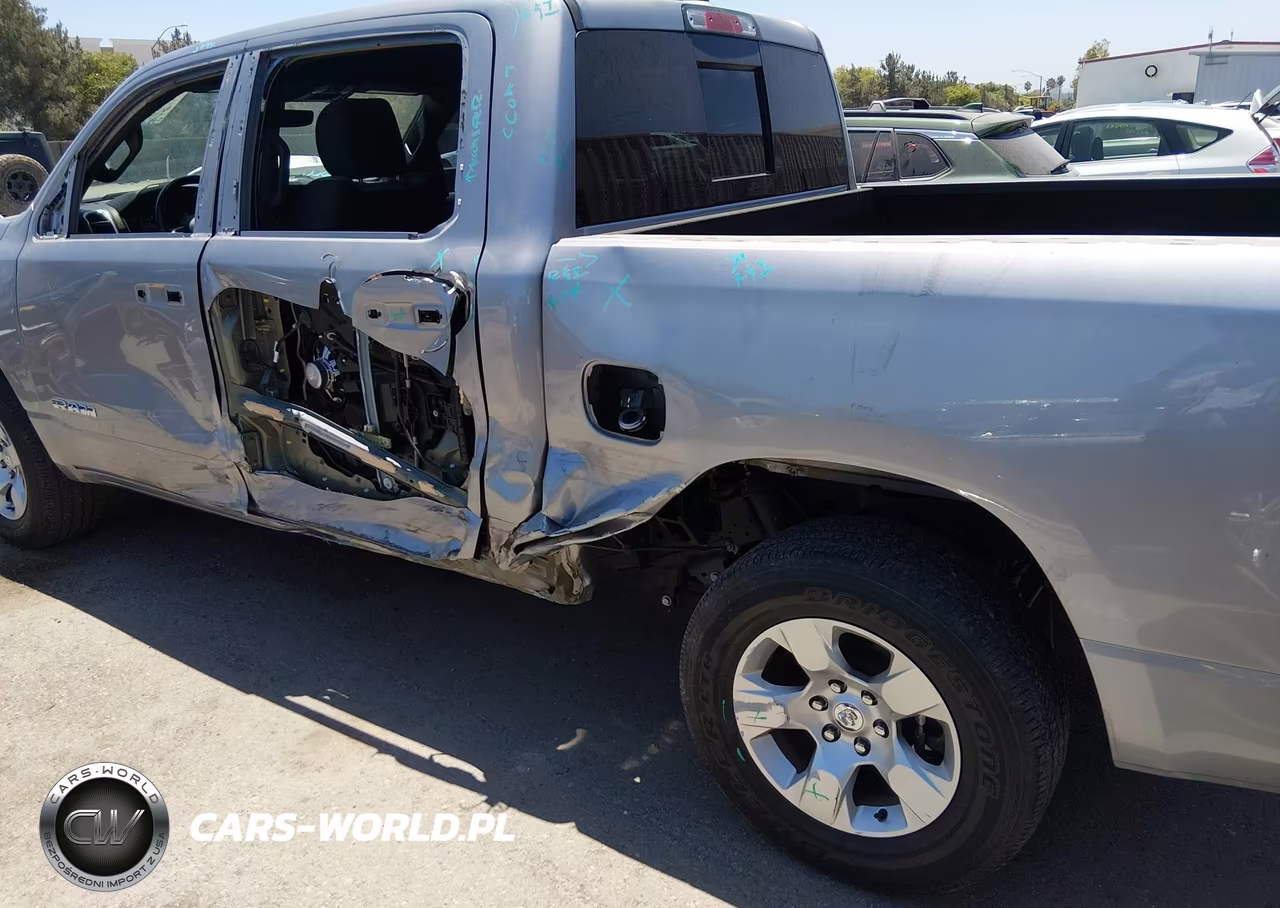 2021 Ram 1500 Big Horn 4X4 5'7 Box VIN:1C6SRFFT8MN643974 - 21