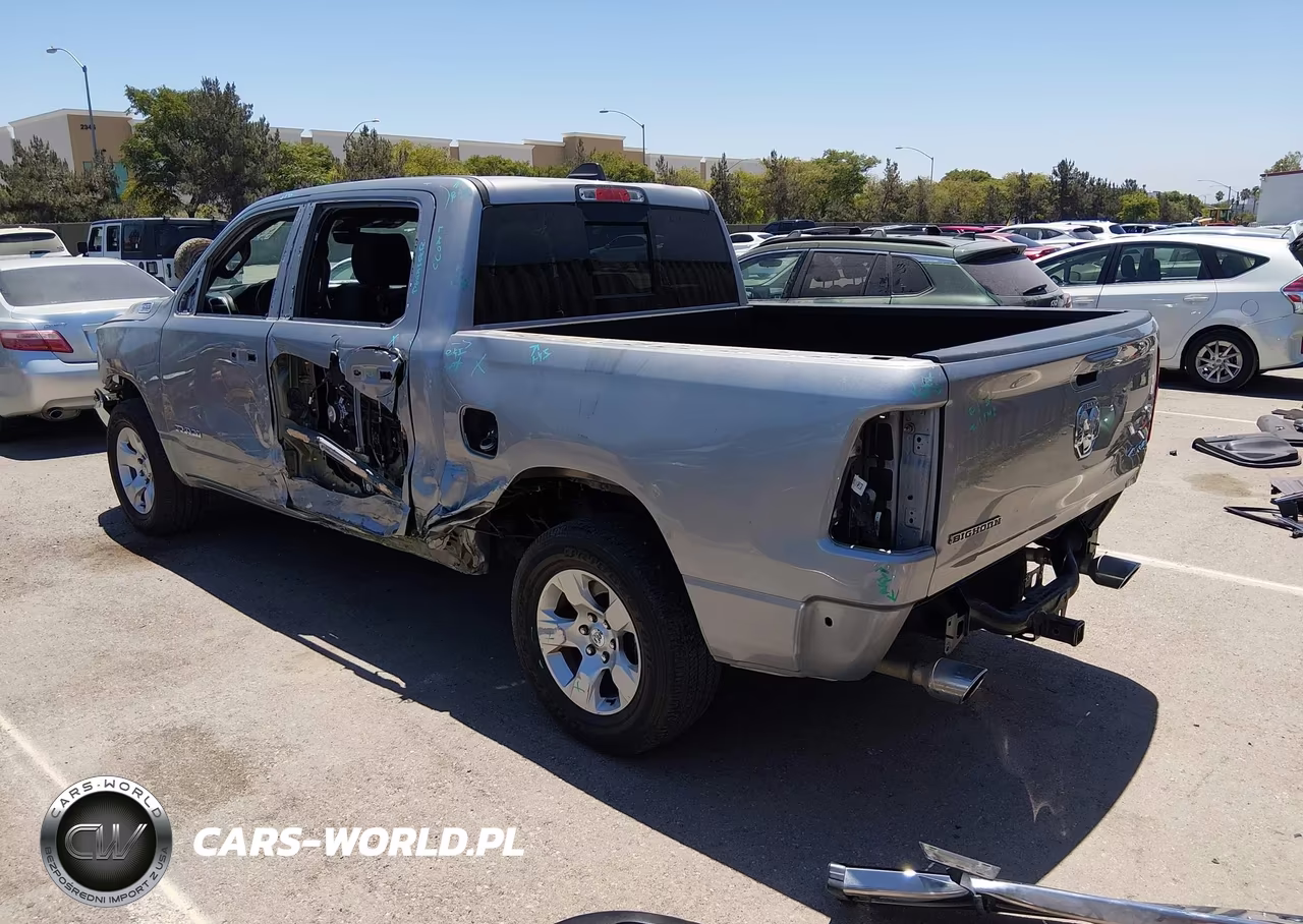 2021 Ram 1500 Big Horn 4X4 5'7 Box VIN:1C6SRFFT8MN643974 - 3
