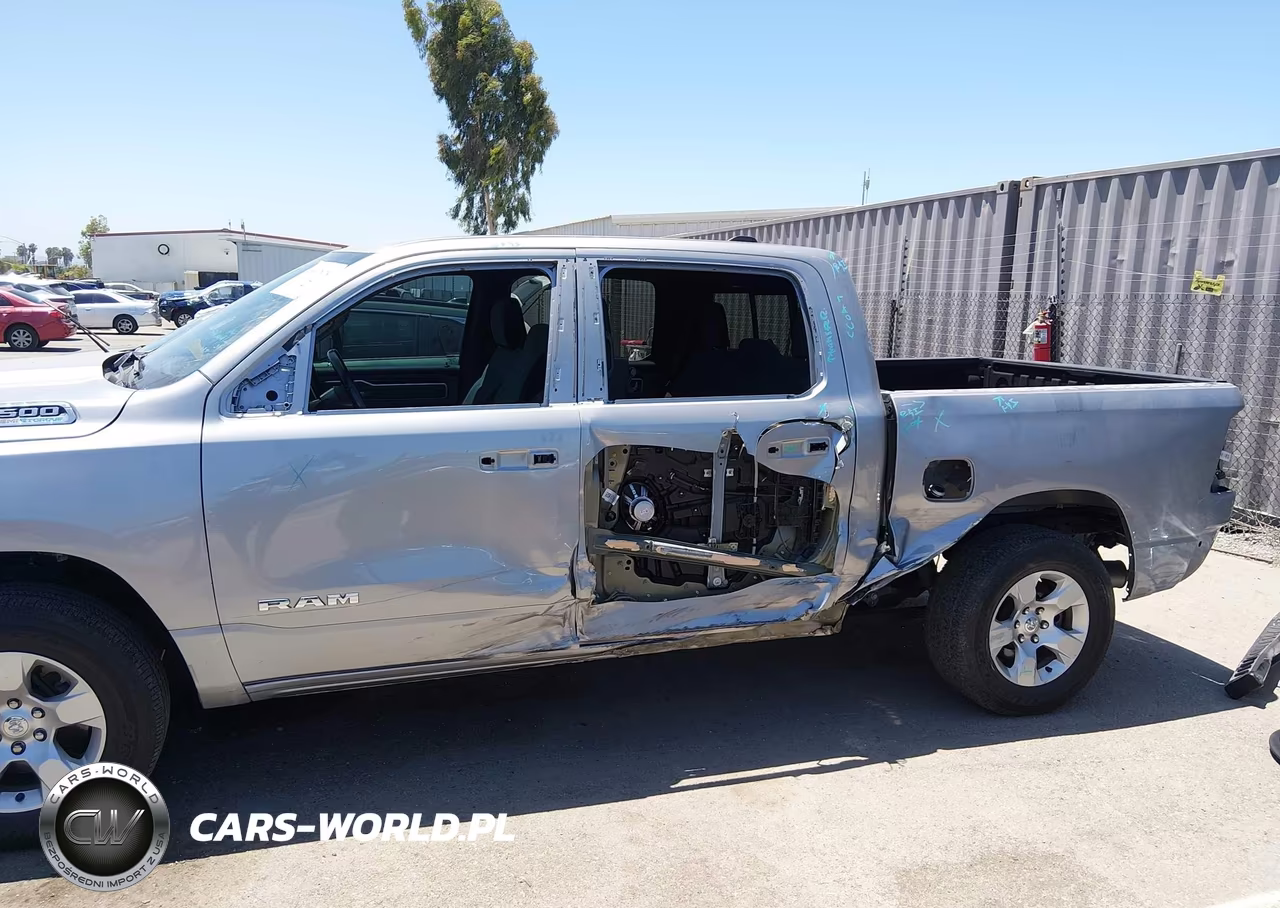 2021 Ram 1500 Big Horn 4X4 5'7 Box VIN:1C6SRFFT8MN643974 - 6