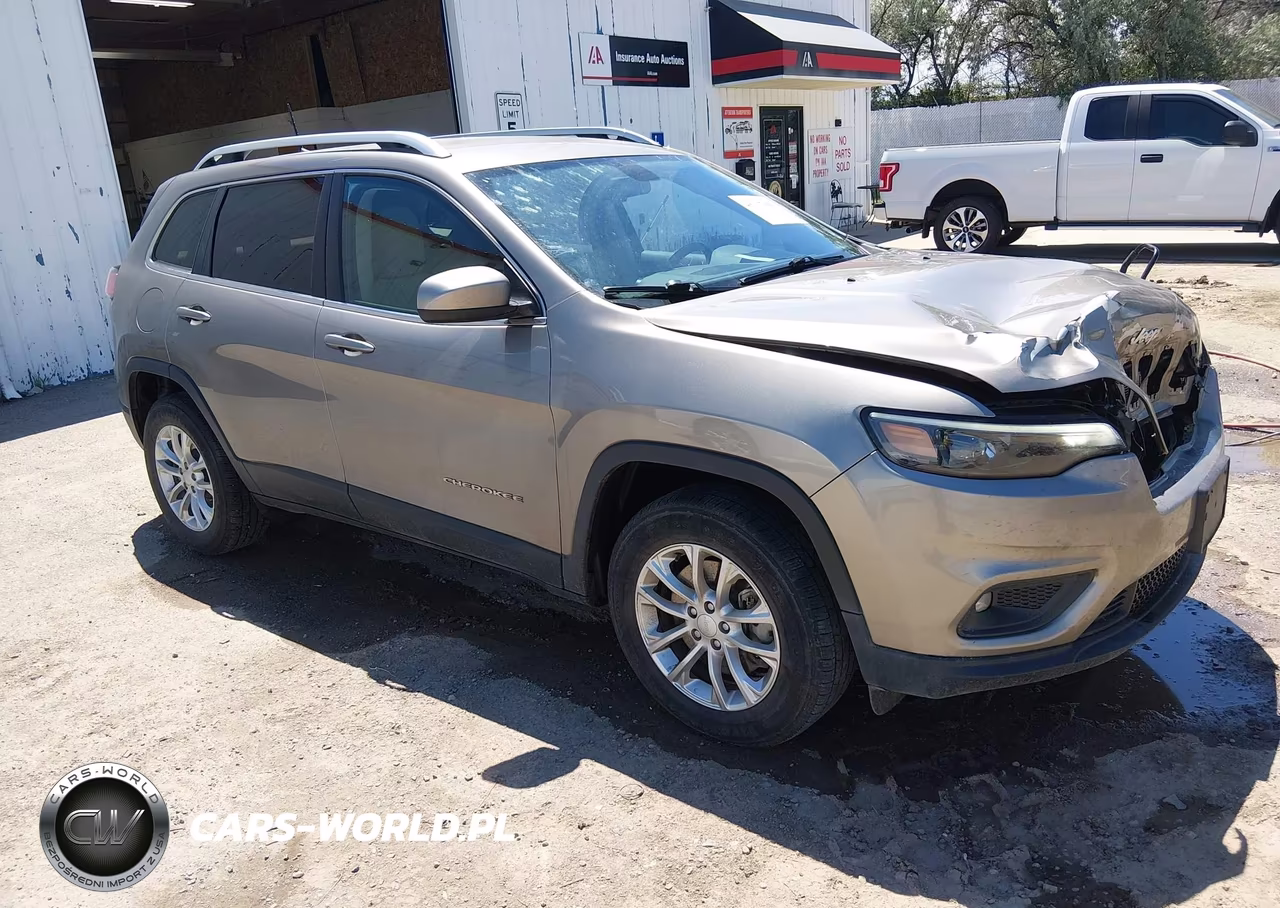2019 Jeep Cherokee Latitude 4X4 – zdjęcie 1 z 16