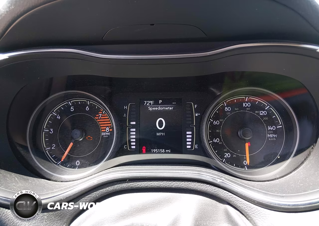 2019 Jeep Cherokee Latitude 4X4 VIN:1C4PJMCX3KD112511 - 7