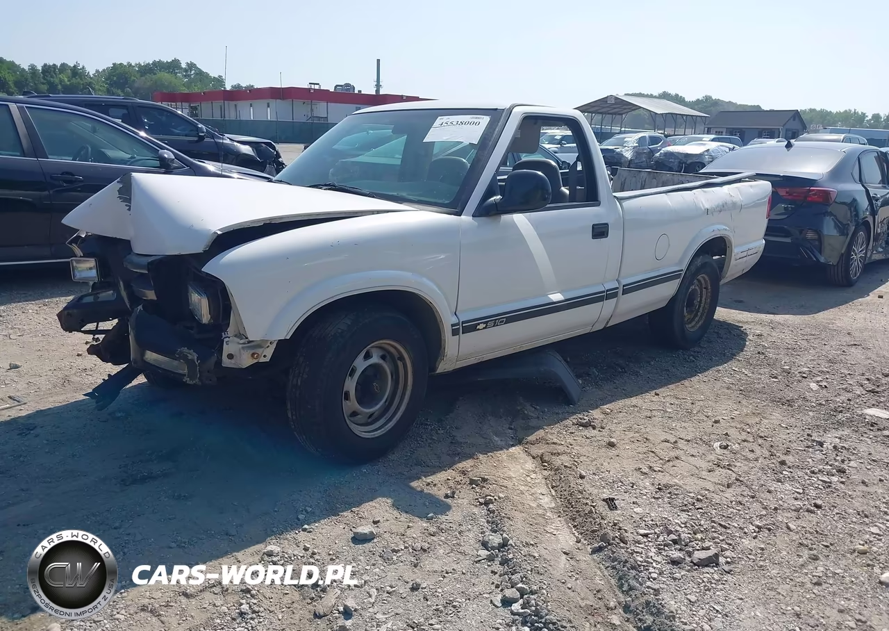 1996 Chevrolet S Truck S10 VIN:1GCCS14X8TK208057 - 2