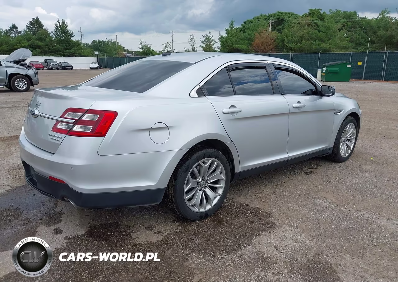 2014 Ford Taurus Limited VIN:1FAHP2F82EG104775 - 4