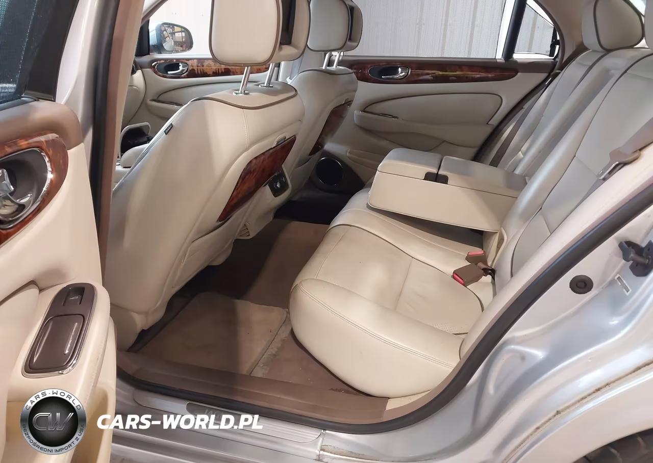 2008 Jaguar Xj Vanden Plas VIN:SAJWA82B58SH23187 - 8