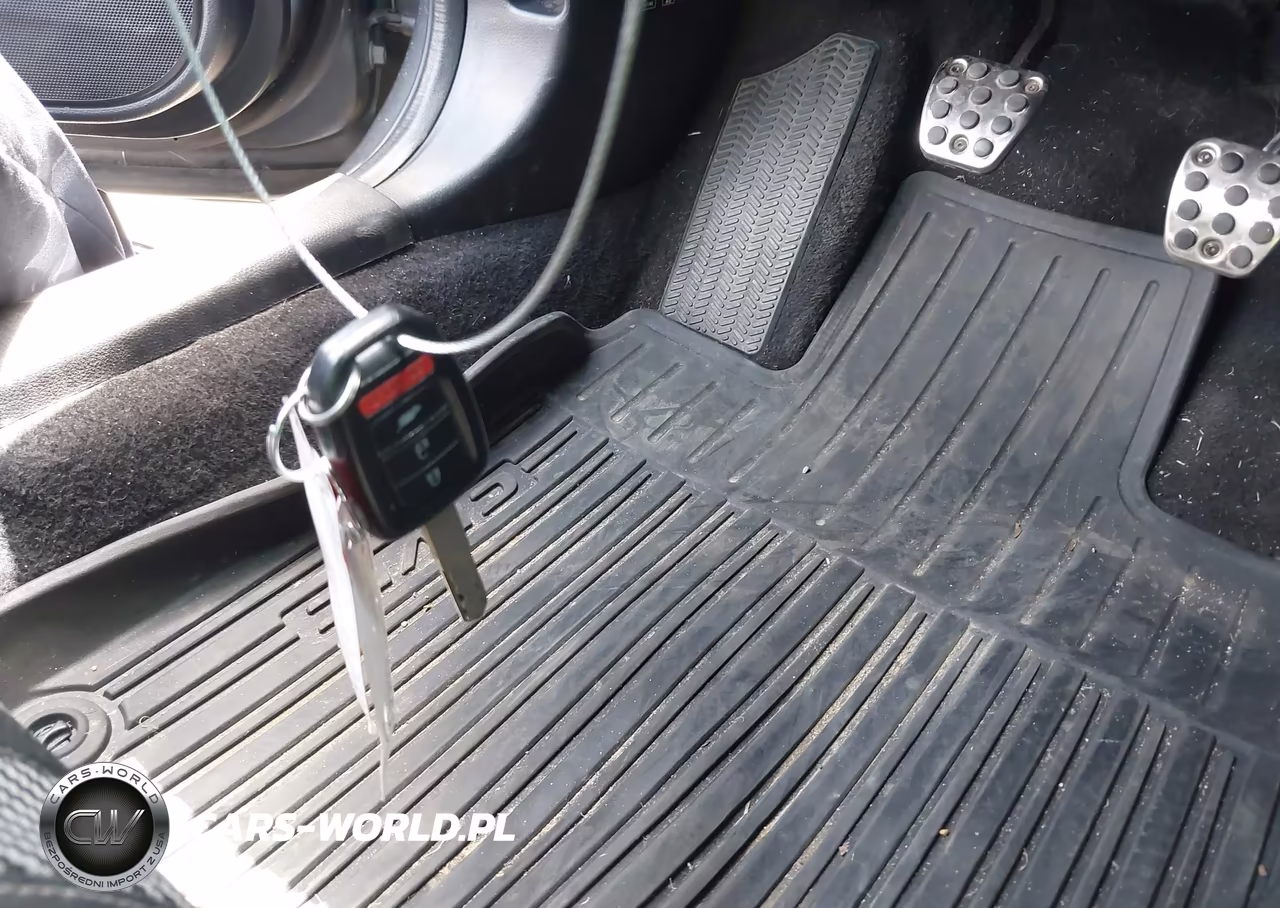 2019 Honda Civic Sport VIN:SHHFK7G4XKU214213 - 11