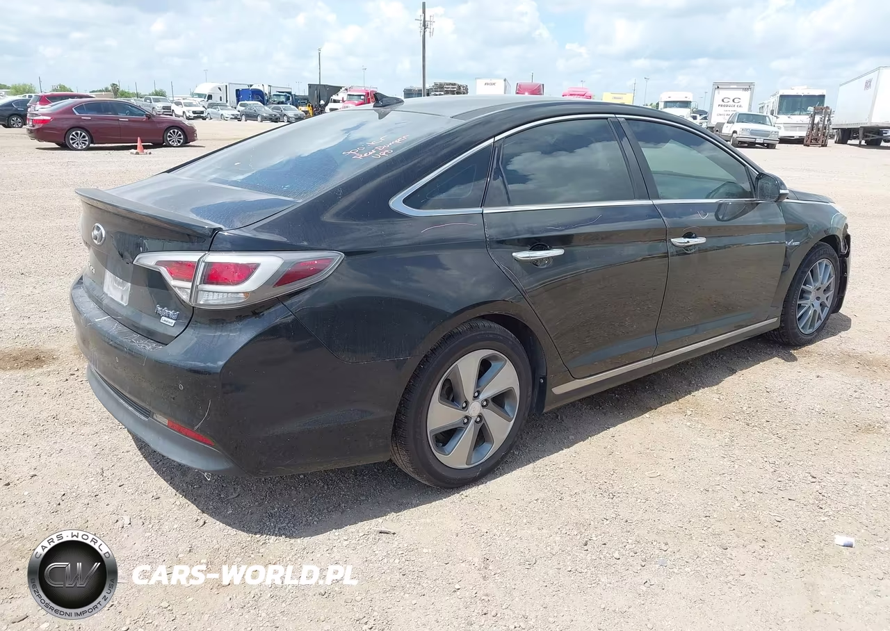 2016 Hyundai Sonata Hybrid Limited VIN:KMHE34L15GA018129 - 4