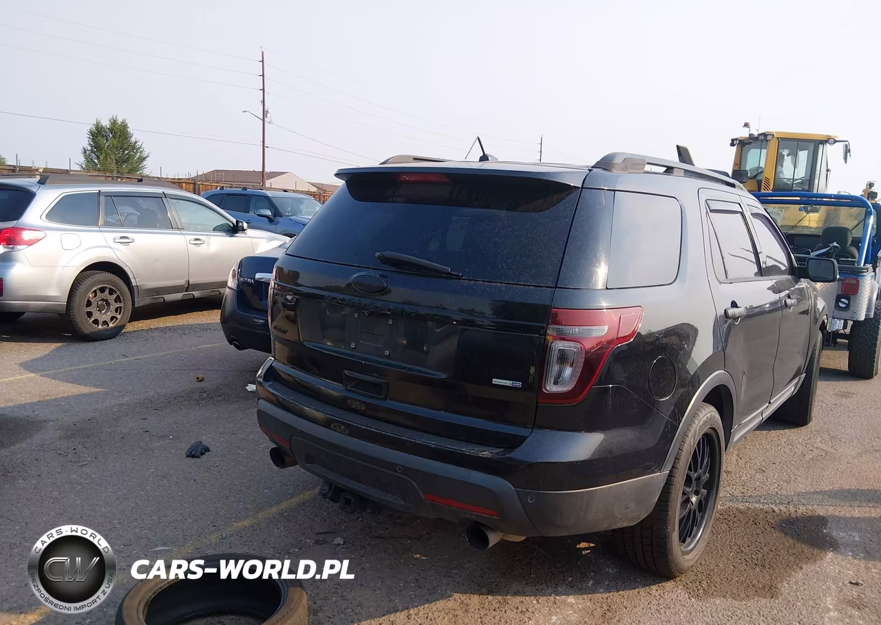 2014 Ford Explorer Sport VIN:1FM5K8GT4EGA63904 - 4