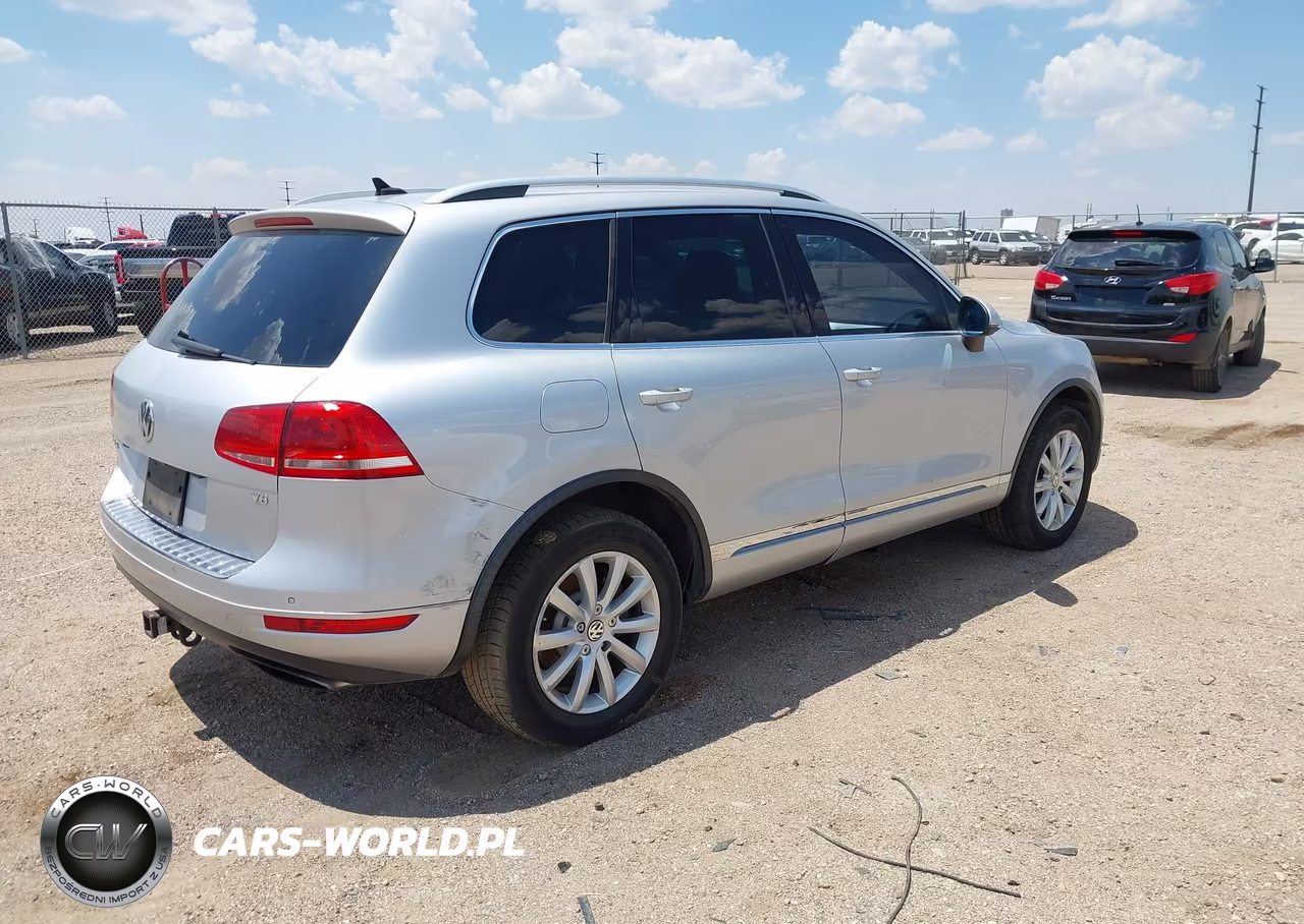 2012 Volkswagen Touareg Vr6 Sport VIN:WVGFF9BP7CD001906 - 4