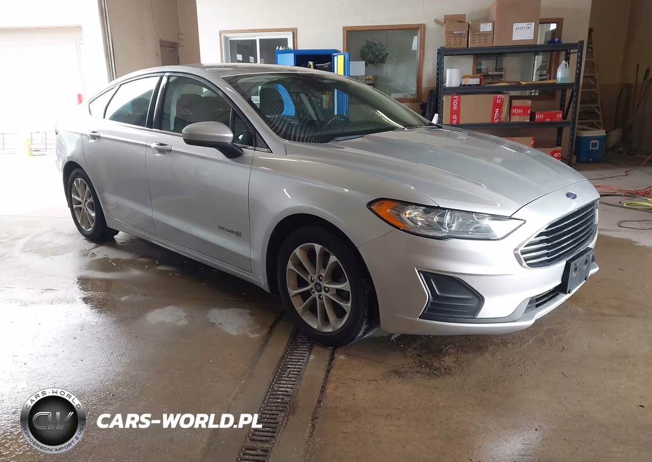 2019 Ford Fusion Hybrid Se – zdjęcie 1 z 21