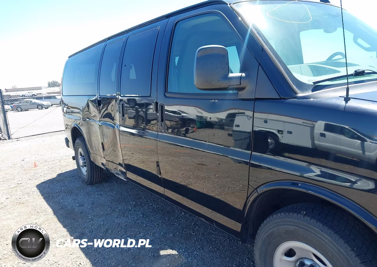 2017 Chevrolet Express 3500 Lt VIN:1GAZGPFF1H1272594 - 13
