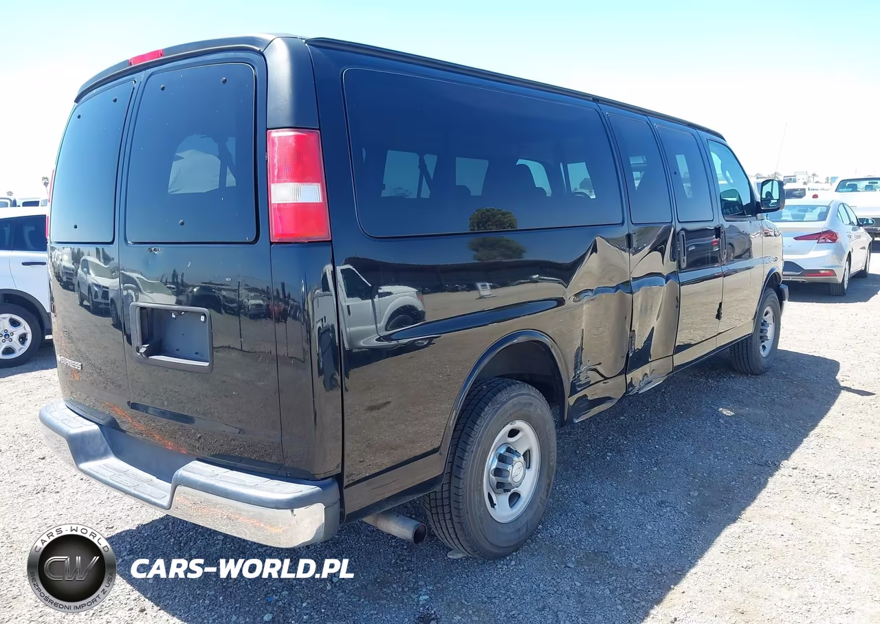 2017 Chevrolet Express 3500 Lt VIN:1GAZGPFF1H1272594 - 16