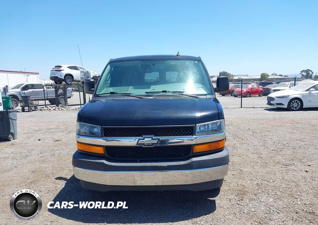 2017 Chevrolet Express 3500 Lt VIN:1GAZGPFF1H1272594 - 18