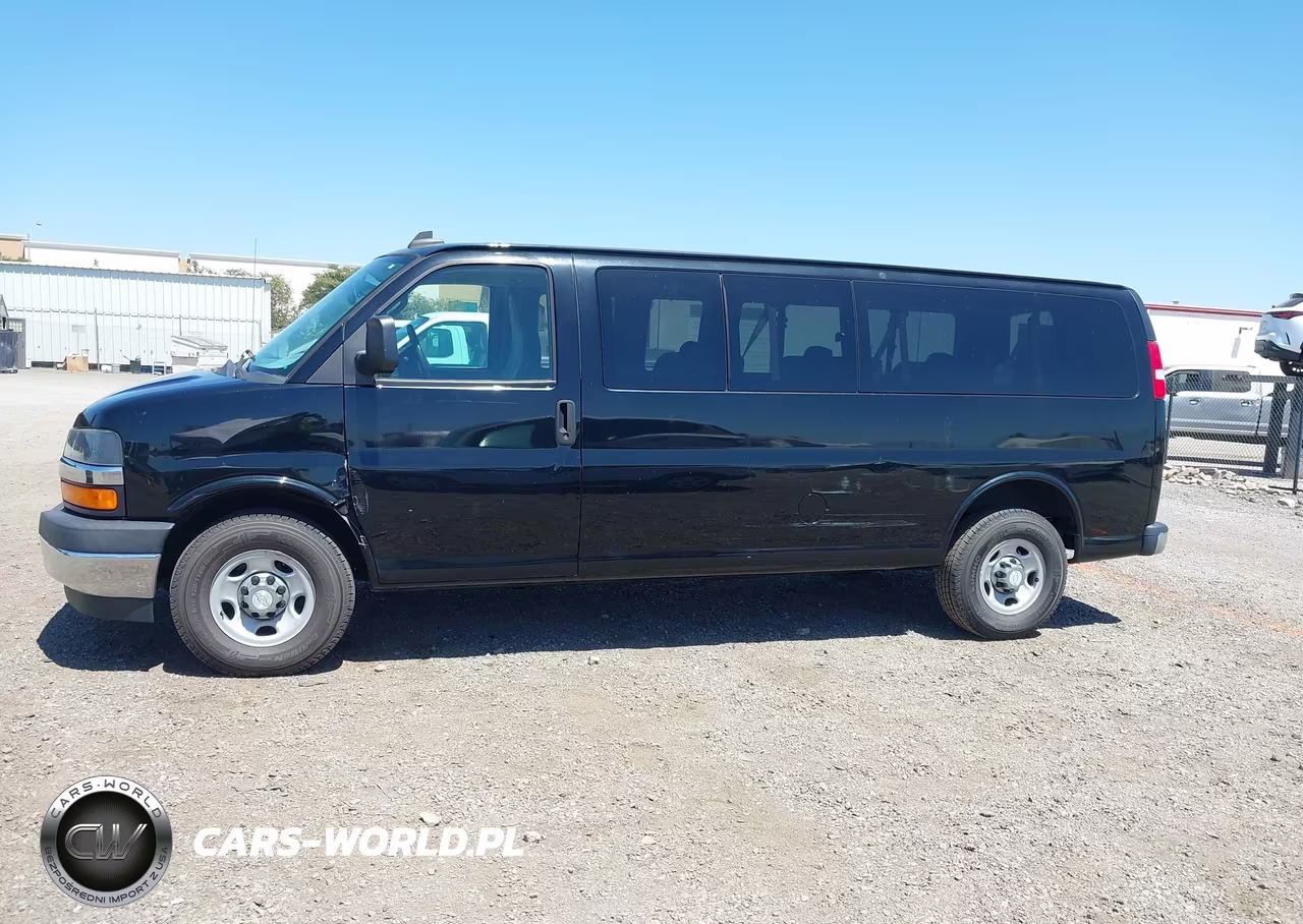 2017 Chevrolet Express 3500 Lt VIN:1GAZGPFF1H1272594 - 20