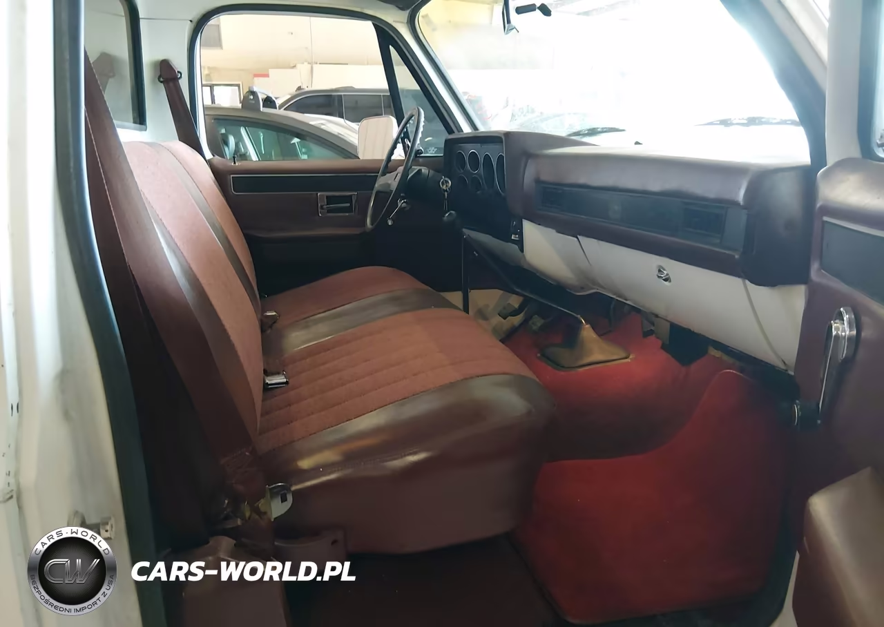 1986 Chevrolet C10 VIN:1GCDC14H6GF411165 - 5