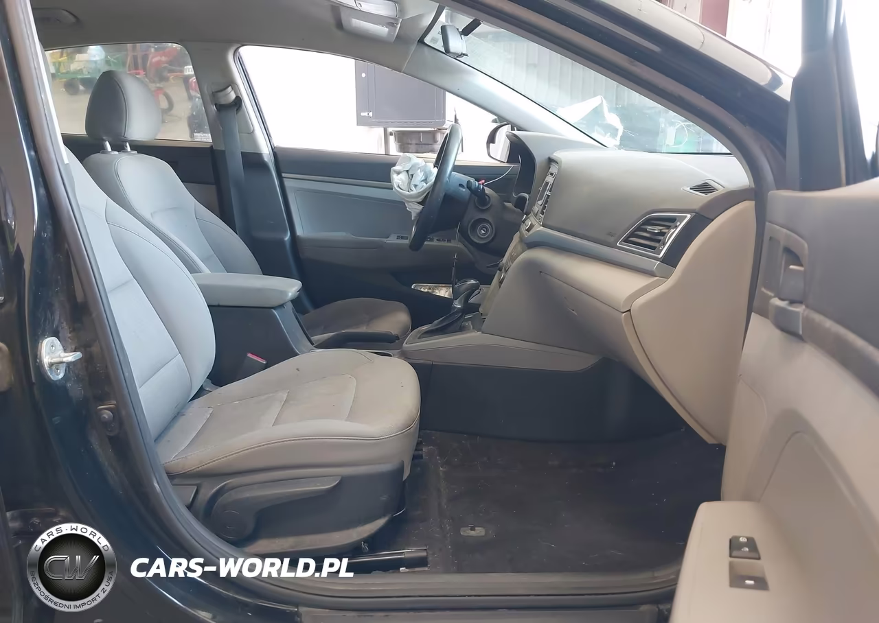 2018 Hyundai Elantra Se VIN:5NPD74LF2JH353817 - 5
