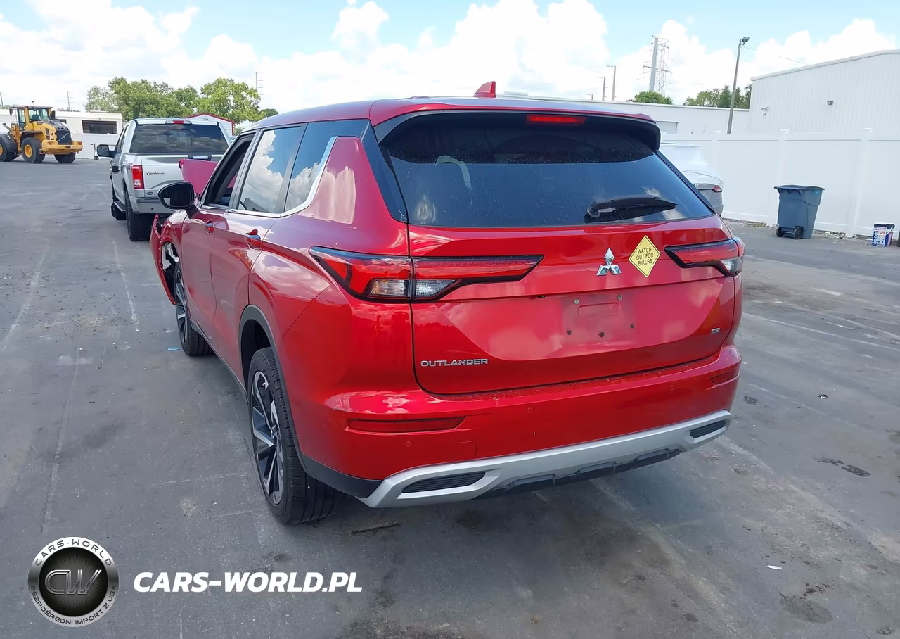 2022 Mitsubishi Outlander Black Edition 2Wd-Se 2.5 2Wd-Se Launch Edition 2Wd VIN:JA4J3UA88NZ020937 - 3