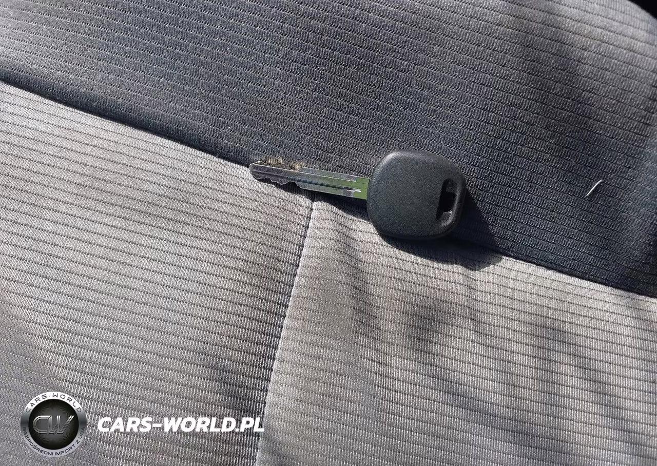 2019 Toyota Corolla L VIN:2T1BURHE1KC134431 - 11