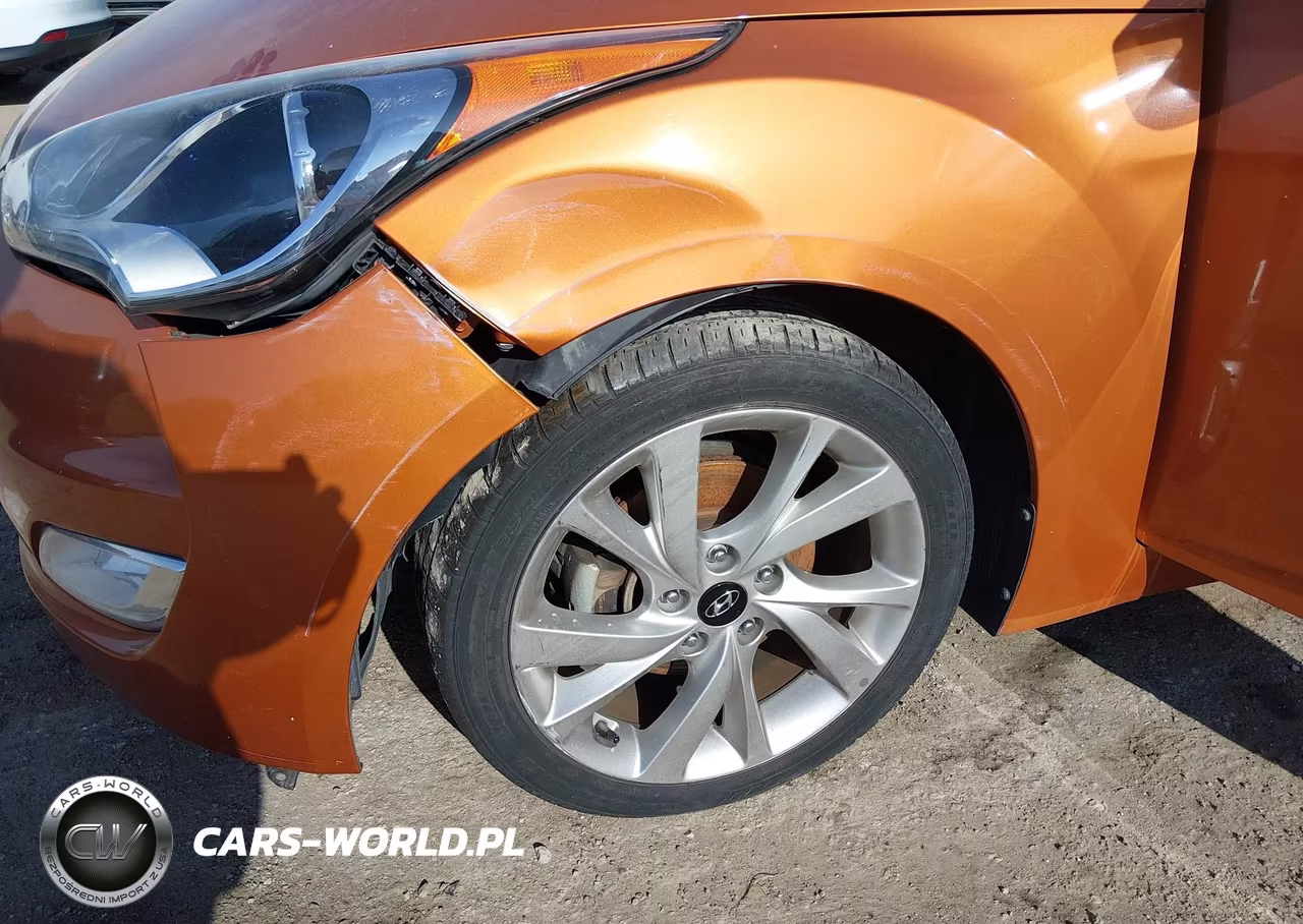 2017 Hyundai Veloster VIN:KMHTC6AD5HU305650 - 6