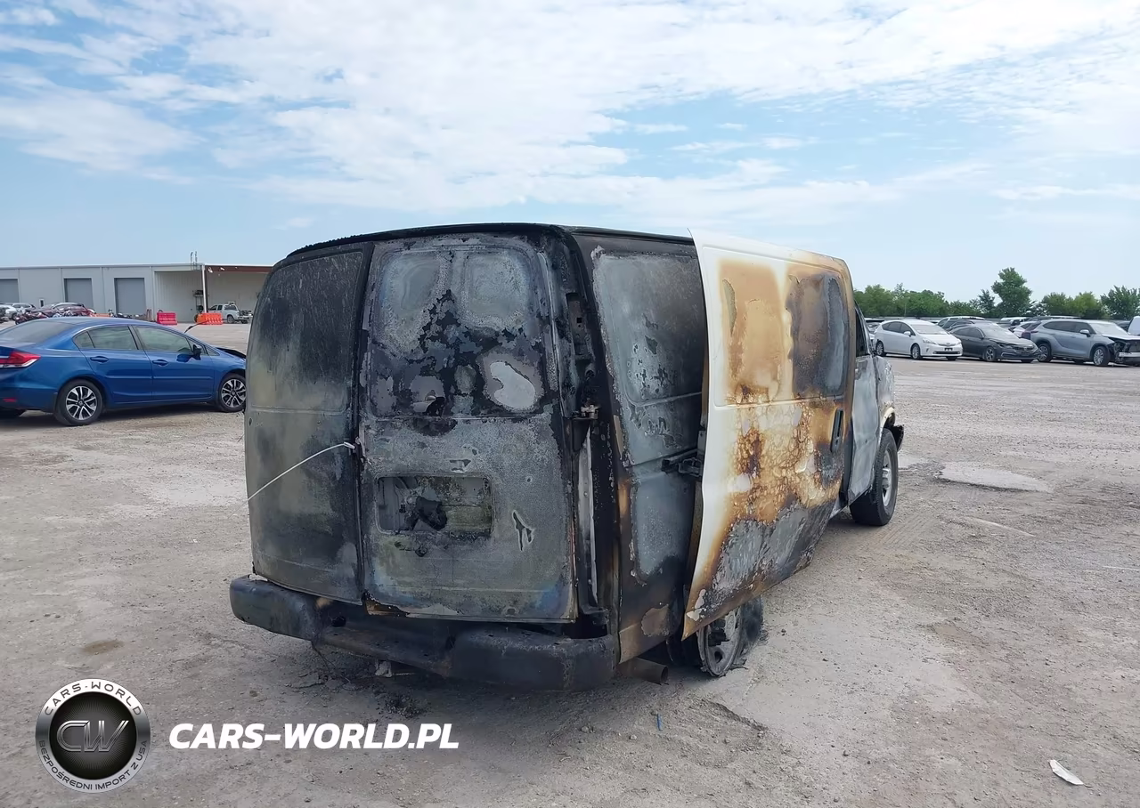 2014 Chevrolet Express 2500 Work Van VIN:1GCWGFCAXE1203153 - 4
