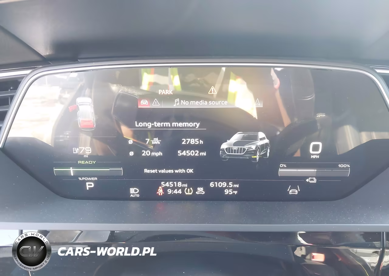 2022 Audi E-Tron Premium Quattro VIN:WA1AAAGE4NB012120 - 16
