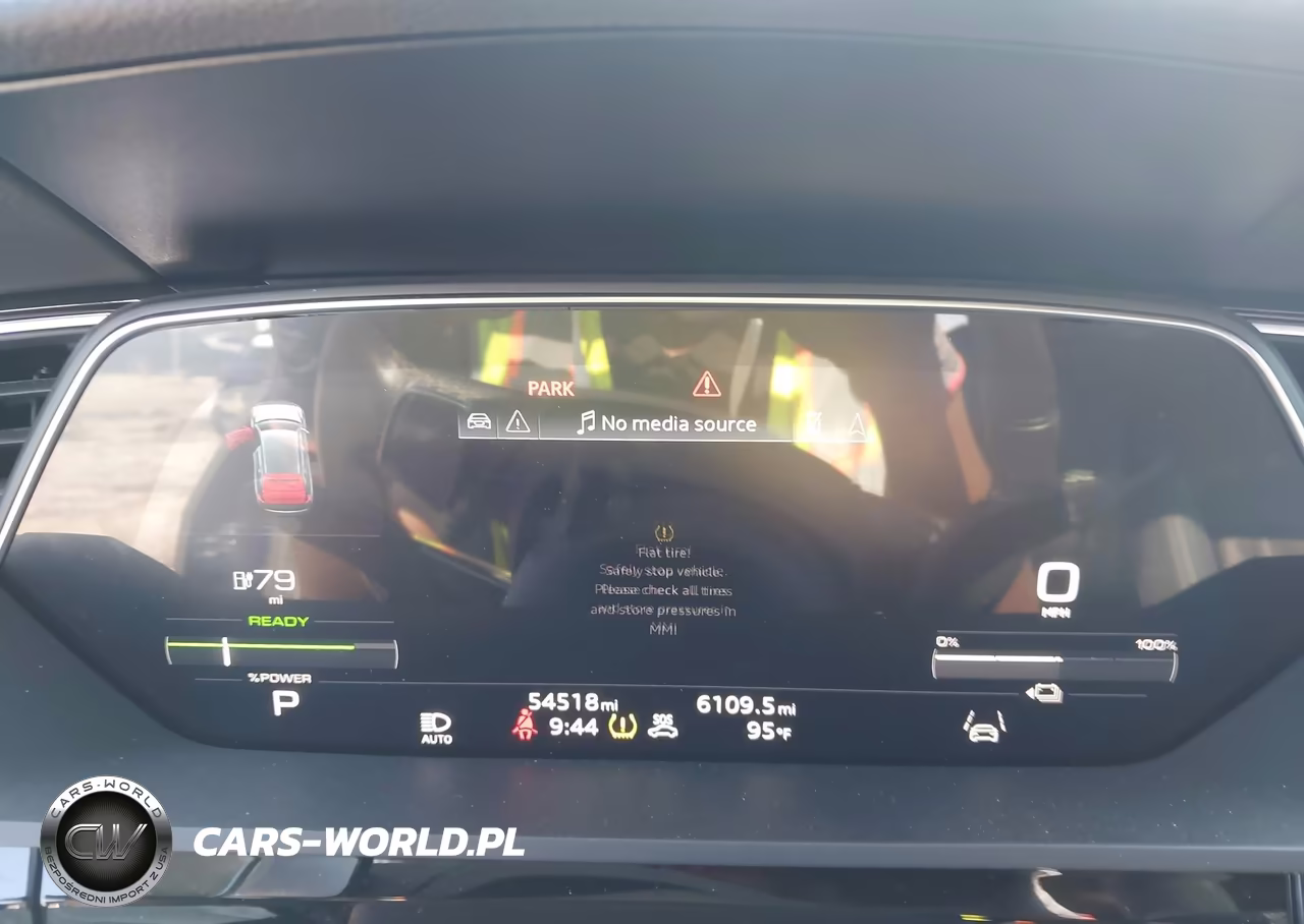 2022 Audi E-Tron Premium Quattro VIN:WA1AAAGE4NB012120 - 7
