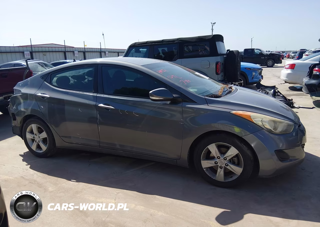 2013 Hyundai Elantra Gls VIN:5NPDH4AE6DH351919 - 14